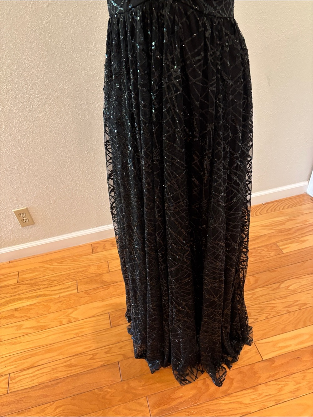 Betsy Johnson Sequin Lace Dress - Picture 4 of 15